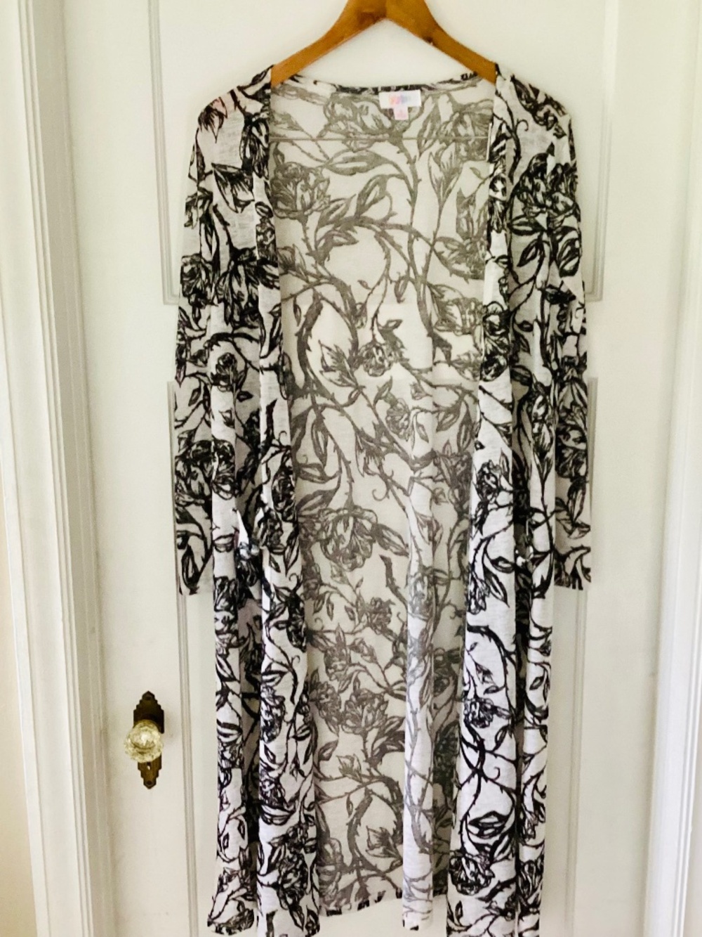 Lularoe Sarah Ivory Black Floral Open Front Duster Cardigan Kimono Size S Boho